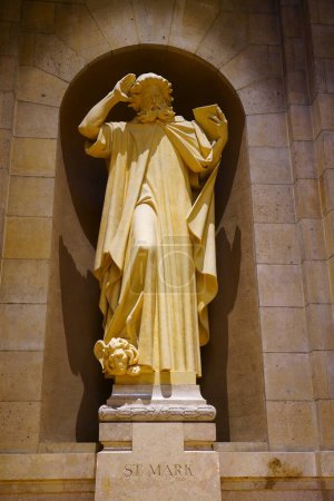Foto de St Paul, Minnesota - 9 de octubre de 2021: Interior de la catedral de Saint Paul. - Imagen libre de derechos
