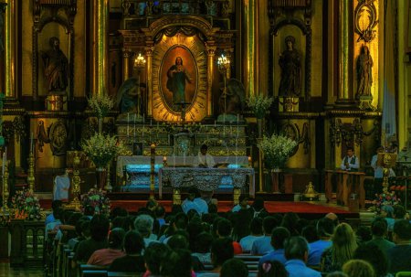 Téléchargez les photos : Lima, Pérou - 16 avril 2023 : Basilique et couvent de la Vierge de la Miséricorde intérieur. - en image libre de droit