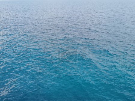 Téléchargez les photos : Vagues d'eau dans la mer, fond - en image libre de droit