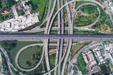 Foto de Vista aérea ciudad transporte intersección carretera, industria del transporte - Imagen libre de derechos