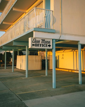 Téléchargez les photos : Panneau vintage Cara Mara Resort, Wildwood Crest, New Jersey - en image libre de droit