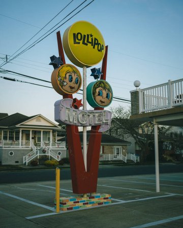 Téléchargez les photos : Lollipop Motel vintage sign, North Wildwood, New Jersey - en image libre de droit