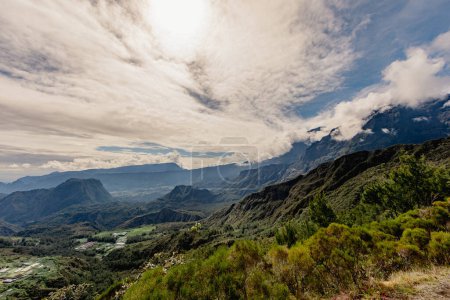 Foto de Salazie, Reunion Island - Scenic view of the cirque - Imagen libre de derechos