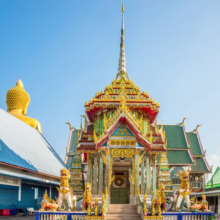 Vista en el templo Khun Chan en las calles de Bangkok - Tailandia 