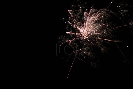 Téléchargez les photos : Real fireworks photography and abstract colorful fireworks background - en image libre de droit