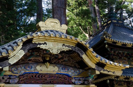 Foto de Parte superior de la puerta de Yomeimon. Santuario Tosho-gu. Nikko. Prefectura de Tochigi. Japón. - Imagen libre de derechos