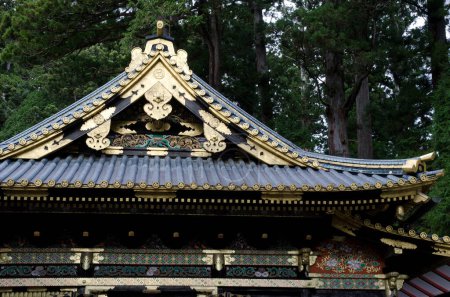 Foto de Parte superior de un santuario de Tosho-gu. Nikko. Prefectura de Tochigi. Japón. - Imagen libre de derechos