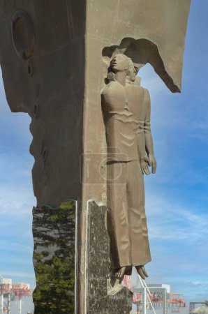 Téléchargez les photos : Le monument aux marins morts est important pour Odessa pendant la guerre russe avec l'Ukraine. - en image libre de droit