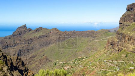 Paysage du massif du Teno sur Tenerife, l'une des trois formations volcaniques qui ont donné naissance à l'île. Les Canaries. Espagne