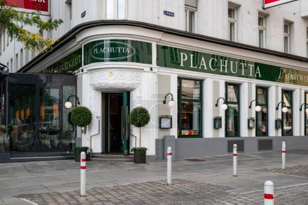 Téléchargez les photos : Vienne, Autriche 30 Septembre 2023 Célèbre pour son restaurant de cuisine traditionnelle PLACHUTTA WOLLZEILE - en image libre de droit