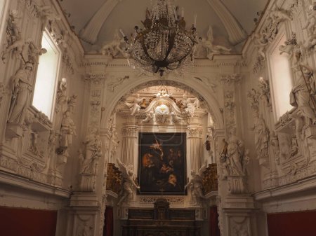 Téléchargez les photos : L'intérieur de l'Oratoire San Lorenzo avec la peinture de caravaggio - Palerme Sicilyéglise de st. john le baptiste à prague - en image libre de droit