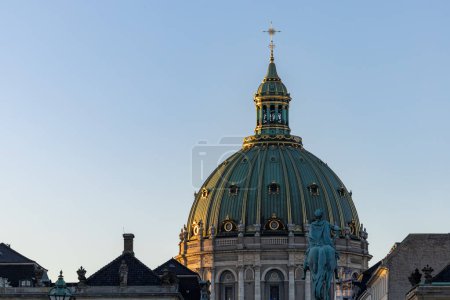 Téléchargez les photos : Copenhague, Danemark La coupole de l'église en marbre, ou église Frederiks. - en image libre de droit