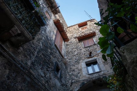 Pacentro, Italien Ein Detail der steinernen Wohnhäuser in dieser mittelalterlichen Stadt.