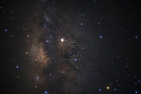 Foto de El centro de la galaxia de la Vía Láctea, Fotografía de larga exposición, con grano - Imagen libre de derechos