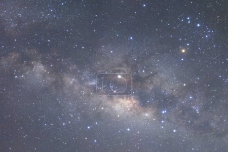 Foto de Cerca de galaxia de la Vía Láctea con estrellas y polvo espacial en el universo - Imagen libre de derechos