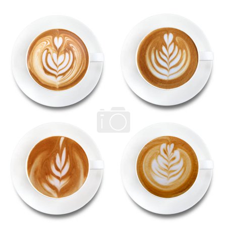 Téléchargez les photos : Vue de dessus du café chaud latte art mis isolé sur fond blanc. - en image libre de droit