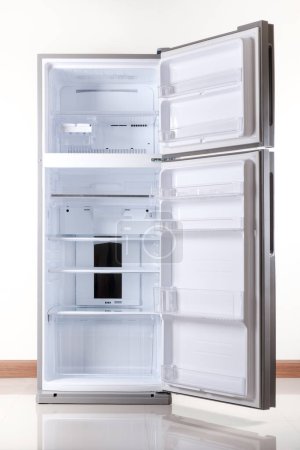 Téléchargez les photos : Fermer Réfrigérateur maison - en image libre de droit
