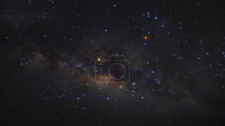 Téléchargez les photos : Voie lactée Panorama galaxie avec étoiles et poussière spatiale dans l'univers - en image libre de droit