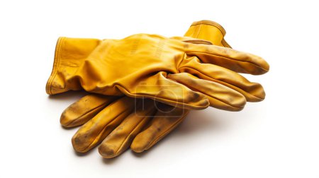 Téléchargez les photos : Une paire de gants de travail en cuir jaune usagés isolés sur un fond blanc. - en image libre de droit