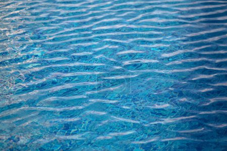 abstrakte blaue Farbe Wasserwelle, reine natürliche Strudelmustertextur, Hintergrundfotografie