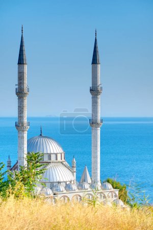 Photo for A mosque with the sea in the background - Royalty Free Image