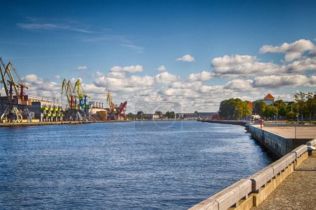 Foto de Ventspils Freeport is a deep water port in the city of Ventspils (Latvia), on the eastern coast of the Baltic Sea. - Imagen libre de derechos