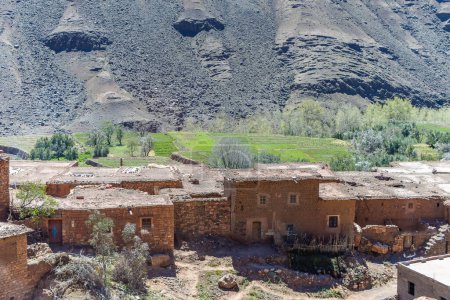 Hermosos pueblos bereberes en las montañas del Atlas de Marruecos