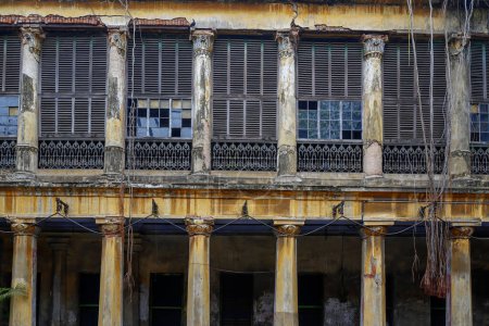 Foto de Vista de Basu Bati. Basu Bati es uno de los edificios patrimoniales más singulares de la India situado en la calle Bagbazar en el norte de Calcuta (Calcuta). - Imagen libre de derechos