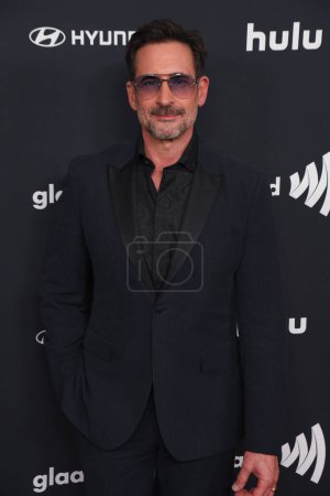 Photo for Beverly Hills, CA USA - March 14, 2024: Lawrence Zarian attends the 35th Annual GLAAD Awards. - Royalty Free Image