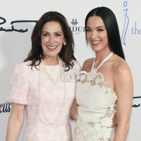 Photo for Beverly Hills, CA USA - April 25, 2024: Bridget Gless Keller, Katy Perry attends the 35th Annual Colleagues Spring Luncheon and Oscar de la Renta Fashion Show. - Royalty Free Image