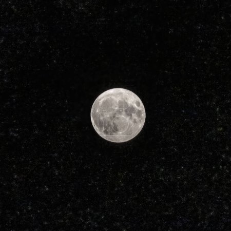 Téléchargez les photos : Détail de la pleine lune dans la nuit profonde avec des étoiles infinies derrière. Cosmo fond. - en image libre de droit