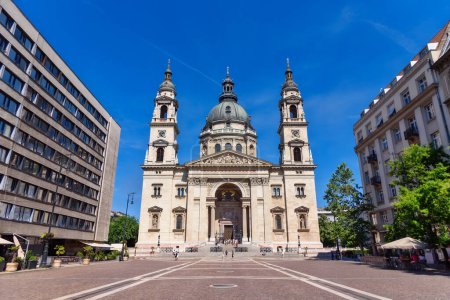 Photo for Budapest, Hungary - July 04, 2022: St. Stephen's Basilica is a Roman Catholic basilica in Budapest, Hungary. It is named in honour of Stephen, the first King of Hungary - Royalty Free Image