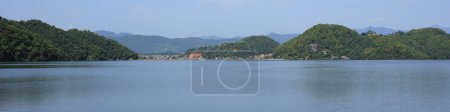 Téléchargez les photos : Paysage vert autour du lac Begnas, Népal. - en image libre de droit