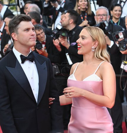 Photo for CANNES, FRANCE. May 23, 2023: Colin Jost & Scarlett Johansson at the premiere for Asteroid City at the 76th Festival de Cannes - Royalty Free Image