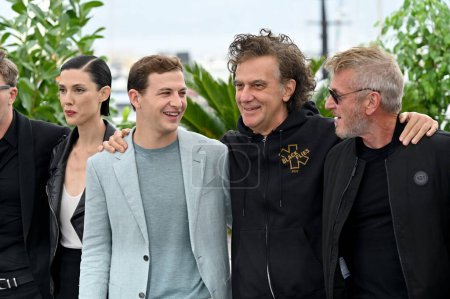 Photo for CANNES, FRANCE. May 19, 2023: Raquel Nave, Tye Sheridan, Jean-Stephane Sauvaire and Sean Penn at the photocall for the Black Flies at the 76th Festival de Cannes - Royalty Free Image