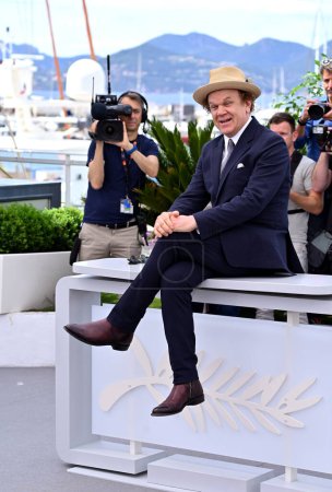 Foto de CANNES, FRANCIA 17 de mayo de 2023: John C. Reilly en la fotoconvocatoria del Jurado Un Certain Regard en el 76º Festival de Cannes - Imagen libre de derechos