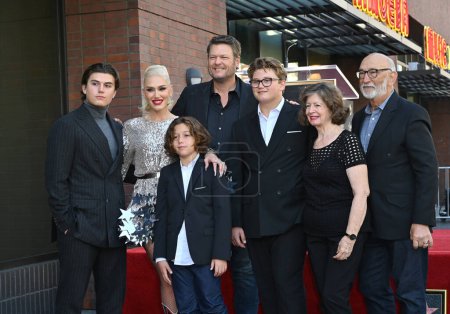 Photo for LOS ANGELES, CA. October 19, 2023: Kingston Rossdale, Gwen Stefani, Apollo Rossdale, Blake Shelton, Zuma Rossdale, Patti Stefani and Dennis Stefani on Hollywood Boulevard where Gwen Stefani was honored with a star on the Hollywood Walk of Fame. - Royalty Free Image