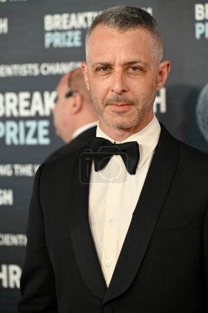Photo for LOS ANGELES, CA. April 15, 2023:  Jeremy Strong  at the 2023 Breakthrough Prize Ceremony for Science and Mathematics at the Academy Museum - Royalty Free Image
