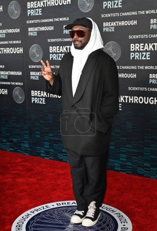 Photo for LOS ANGELES, CA. April 15, 2023:  will.i.am at the 2023 Breakthrough Prize Ceremony for Science and Mathematics at the Academy Museum - Royalty Free Image