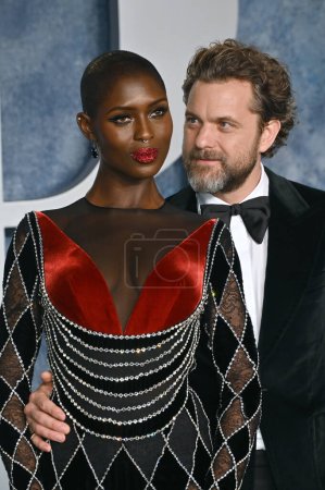 Photo for BEVERLY HILLS, CA. March 12, 2023:  Jodie Turner-Smith and Joshua Jackson at the 2023 Vanity Fair Oscar Party at the Wallis Annenberg Center - Royalty Free Image