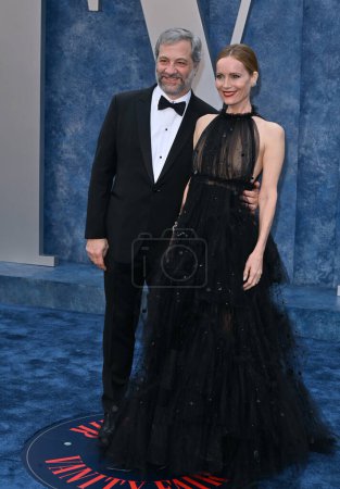 Photo for BEVERLY HILLS, CA. March 12, 2023:  Judd Apatow and Leslie Mann at the 2023 Vanity Fair Oscar Party at the Wallis Annenberg Center - Royalty Free Image