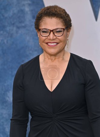 Photo for BEVERLY HILLS, CA. March 12, 2023:  Karen Bass at the 2023 Vanity Fair Oscar Party at the Wallis Annenberg Center - Royalty Free Image