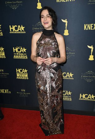 Téléchargez les photos : LOS ANGELES, CA. 24 février 2023 : Jenny Slate aux HCA Film Awards 2023 au Beverly Wilshire Hotel - en image libre de droit