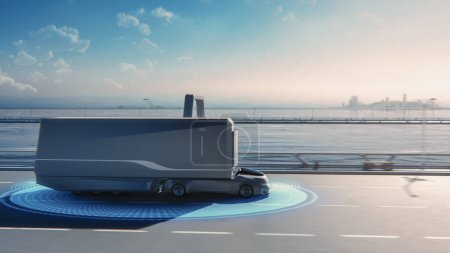 Téléchargez les photos : Concept technologique futuriste : Camion autonome autonome avec remorque sur la route avec capteurs à balayage. Effets spéciaux d'un véhicule électrique à émissions nulles analysant l'autoroute. - en image libre de droit