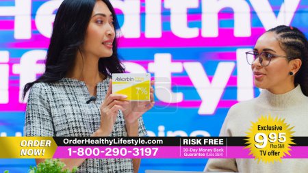 TV-Show Produkt Infomercial: Asian Professional Pickups Geschenke Paket mit Health Care Medical Vitamin Supplements Schönheitspflege