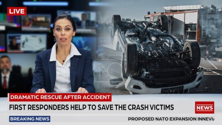 Breaking TV News Informe en Vivo: Anchorwoman Habla sobre Segmento con el Equipo de Rescate de Bomberos Salvando Víctimas de Choque de Automóviles, Accidente de Tráfico