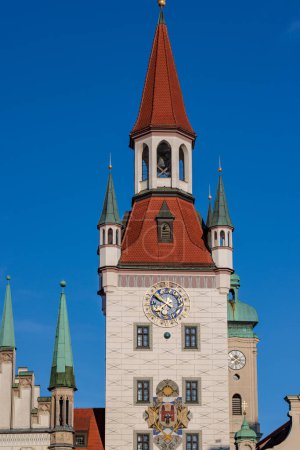 Téléchargez les photos : La tour de la ville de Munich - en image libre de droit
