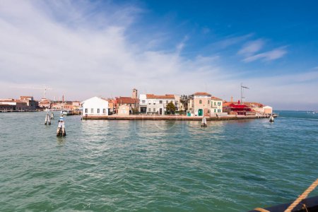 Téléchargez les photos : Murano est une île de la lagune vénitienne - en image libre de droit