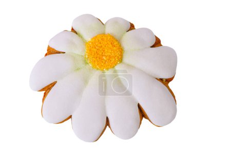Photo for Dessert in the form of a flower. Gingerbread is delicious in the form of a daisy with white petals. - Royalty Free Image