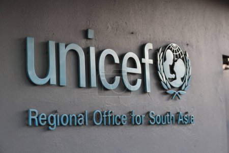 Téléchargez les photos : Katmandou, Népal 29 novembre 2023 : Bureau de l'Unicef à Katmandou L'UNICEF est le successeur du Fonds international d'urgence pour l'enfance des Nations Unies. - en image libre de droit